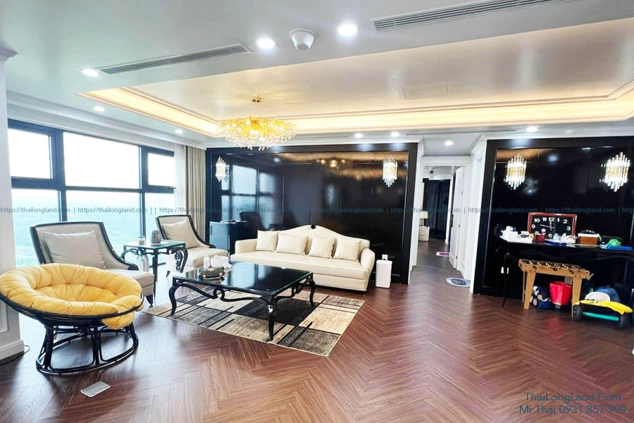Bán Căn Hộ Chung Cư Ecopark 4 Ngủ 7 ban can 4ngu 158m2 aquabay 1 min